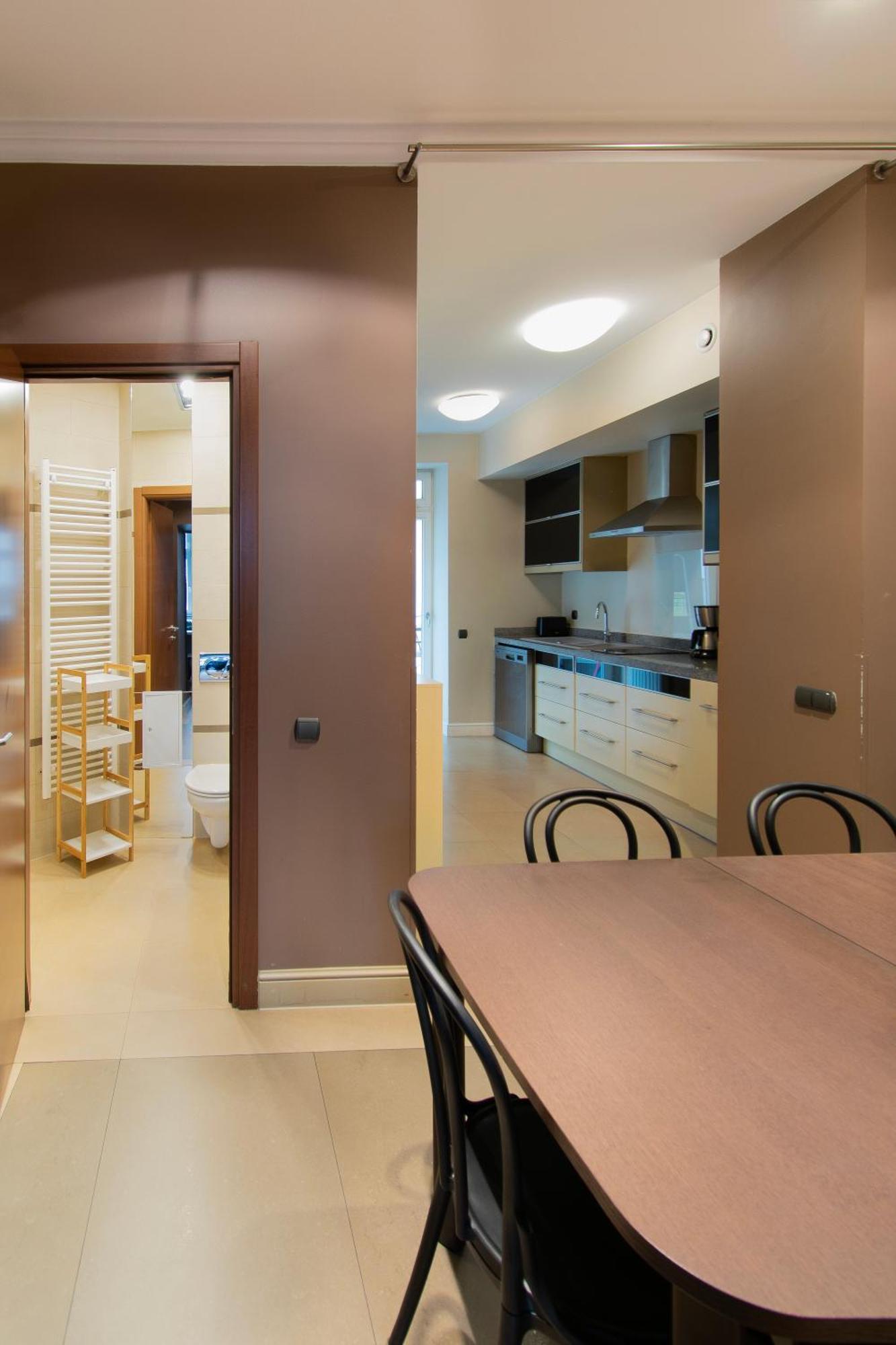 Collosal 6 Bedroom Słowackiego Avenue *