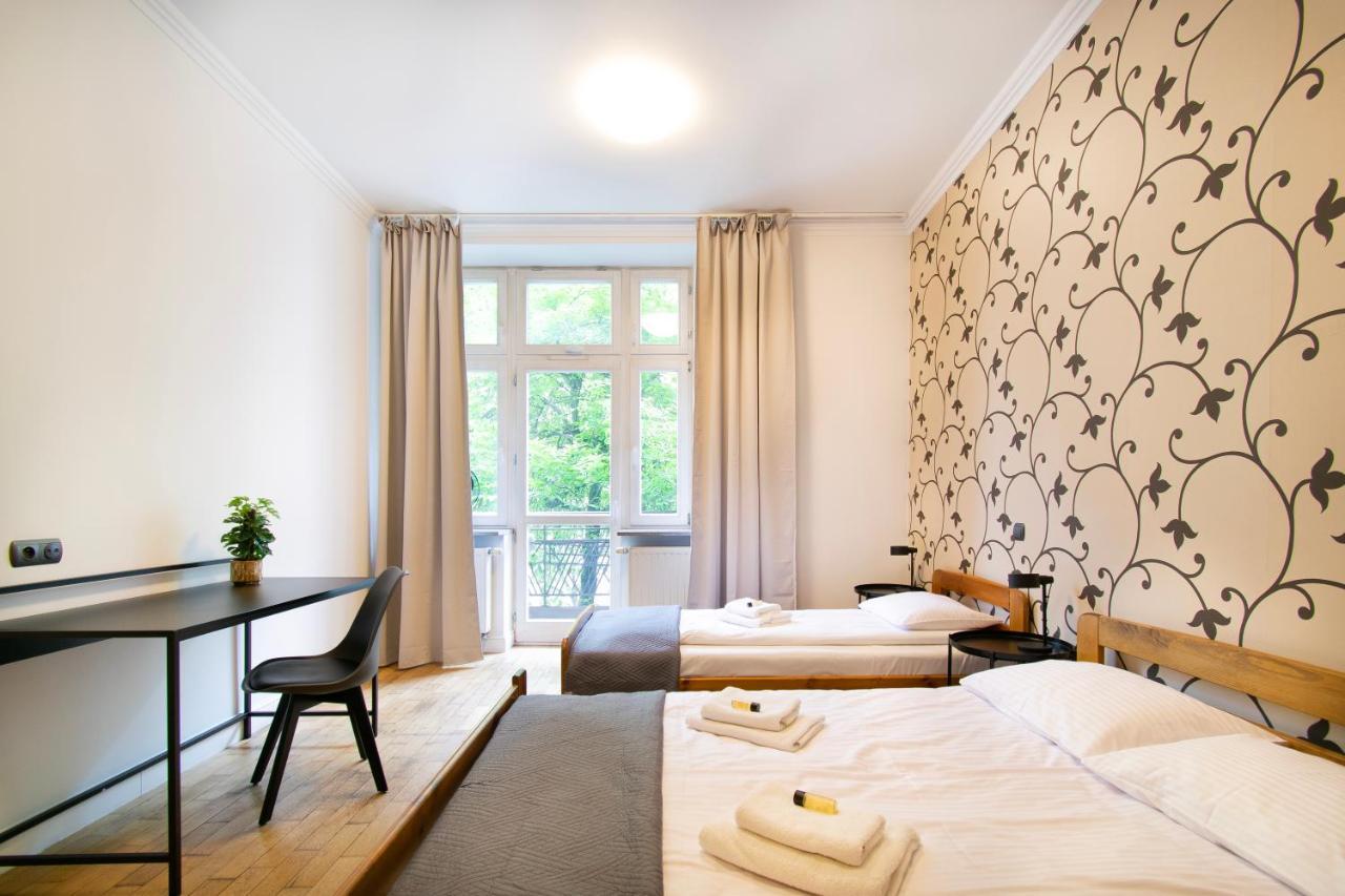 Apartment Collosal 6 Bedroom Slowackiego Avenue